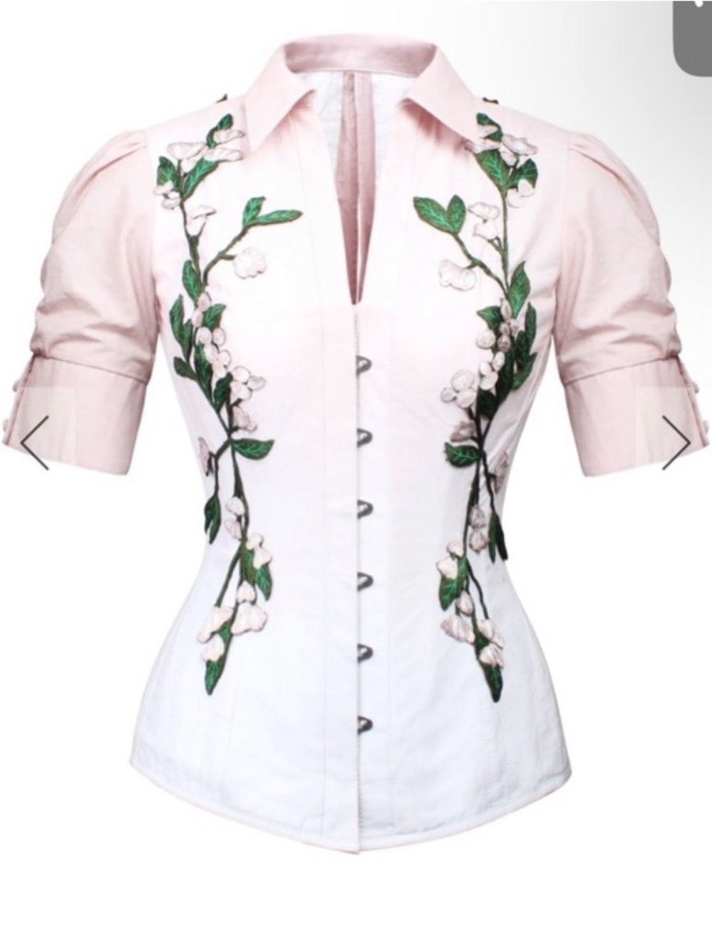 S/Corset story Embroidered Pink & White Button-Front Women’s Shirt